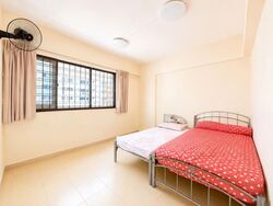 Blk 230 Hougang Avenue 1 (Hougang), HDB Executive #570584261